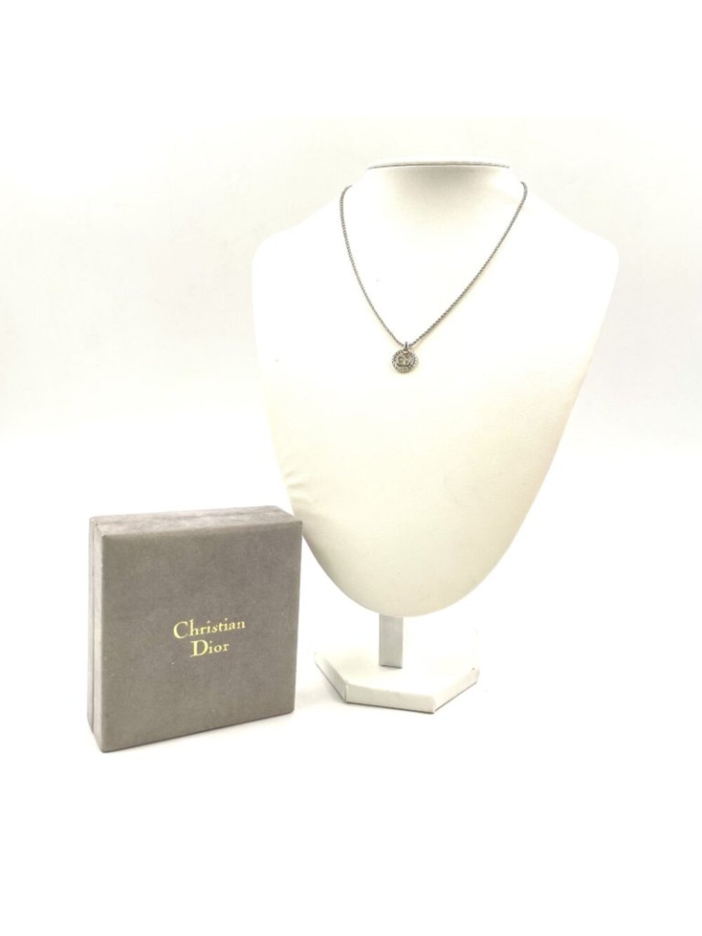 Dior Cdlogo Metal Silver Necklace - Picture 8 of 8